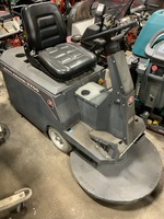 Whirlamatic 2700 Riding Floor Polisher w Charger