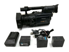 Panasonic P2/DVCPRO HD Professional Camcorder w 3x Batteries and Accessories
