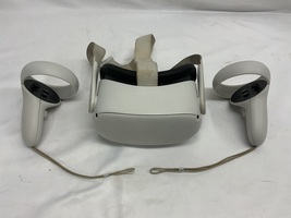 Meta Quest 2 Oculus VR Headset w 2 Controllers & Case