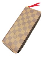 LOUIS VUITTON Damier Red Clemence Zippy Wallet