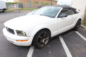 2006 Ford Mustang Convertible V6 - Poor Condition, Project/Parts Car