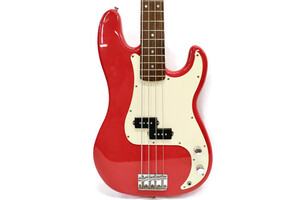 SQUIER - 2000 Affinity Series PRECISION BASS Torino Red w/Gig Bag