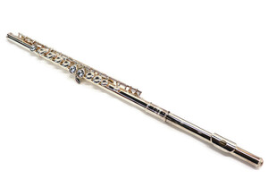 YAMAHA - 225SII Student / Beginner Silver-Plated FLUTE Made in Japan w/Case