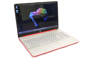 HP Laptop 15-gw0xxx - W11 / 1TB / 16GB / AMD Ryzen 5 3500U / Red Computer w/Pwr