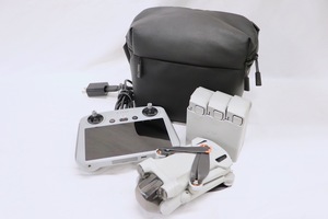 DJI Mini 3 Pro Drone w DJI RC Screen Controller 3 Batteries Tested