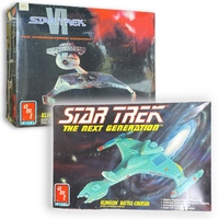 Lot of 2 AMT Star Trek Klingon Battle Cruiser Model Kits – #8229 & #6812