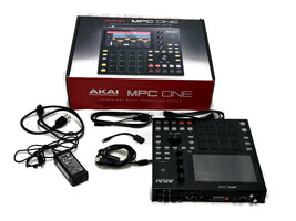 AKAI Professional MPC One 7 inch Multi touch display 6605678766