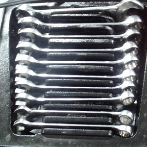 Snap On 9 of 10 Piece Metric Wrench Set 10-19mm OEXMB 