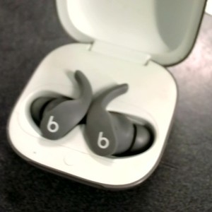 Beats a2576