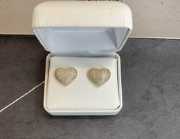  Yellow Gold 14K Heart Diamond Earrings 