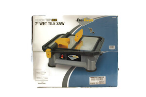 FlorCraft Flooring Installation Products Bench Top 7in Wet Tile Saw 709-3952