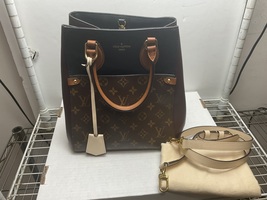 Louis Vuitton Shoulder Bag  MB5200