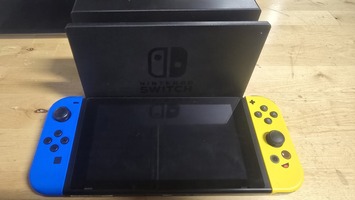 Nintendo switch with Fortnite Joycons