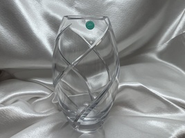 Tiffany & CO. Vintage crystal swirl optic vase