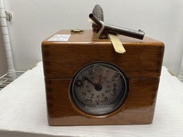 GERMAN  11079 pigeon banded box.