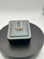  Rose gold dimond band 