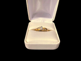 14k YG Marquise Cut Diamond Ring