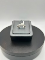  White Gold Diamond Cluster Ring 