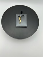  Yellow gold horn charm 