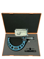 Mitutoyo 159215 4-5" Range Digit Outside Micrometer