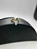  Yellow gold solitare marquise diamond ring 