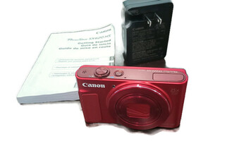 CAMERA. CANON. POWER SHOT SX620 HS. WITH CHARGER.