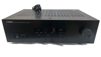 Yamaha R-S202 Stereo Audio Receiver 