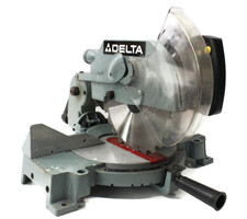 DELTA 36-220 - Corded 10 Inch COMPOUND MITER SAW w/Blade - Very Good Condition