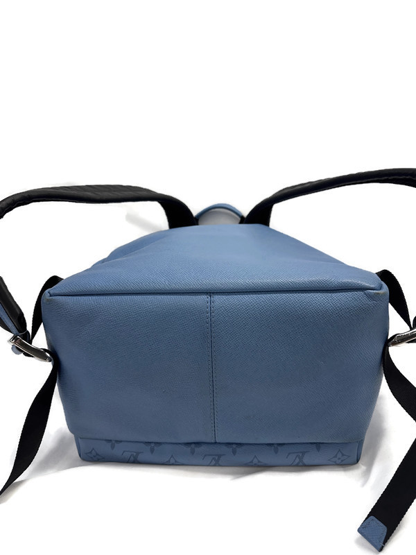 Louis Vuitton Denim Blue Taigarama Discovery Backpack Silver
