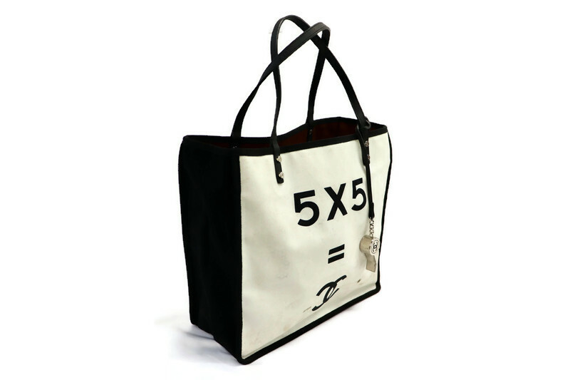CHANEL Tote Bag 5x5 with Whistle in White and Black Canvas at