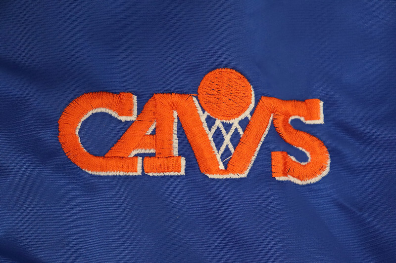 90's Cleveland Cavaliers Starter Satin NBA Bomber Jacket Size