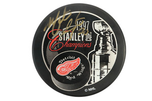 MARTIN LAPOINTE Auto Signed 1997 Stanley Cup Hockey Puck - Detroit Red Wings