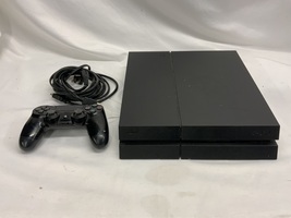 Sony cuh-1215a Playstation 4, 2015, 500gb, w Controller and Cords