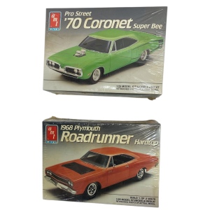 AMT 1/25 Model Car Lot 70 Coronet Super Bee Green 68 Plymouth Roadrunner Hardtop